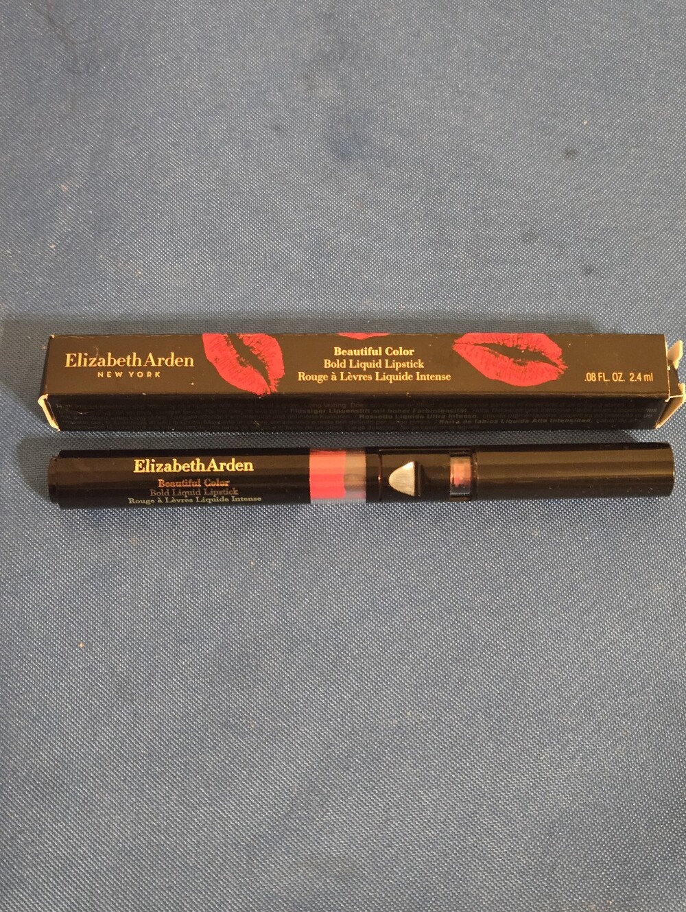 Elizabeth Arden Liquid Lipstick Extreme  Pink 01